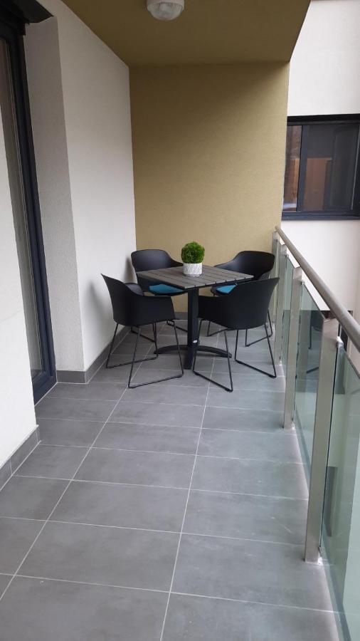 Bpr Space Grey Home With Balcony Budapest Exterior photo